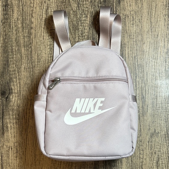 cotopaxi bogota 20l backpack - Del Dia It also features an Nike Backpack | Custom Color:Blue & Black stylish leather purse